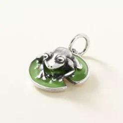Enamel Frog On Lily Pad Charm -James Avery Sales Store CM 5631 875243 altS